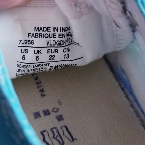 Custom Bluey Colored Converse All Star - Picture 3 of 7